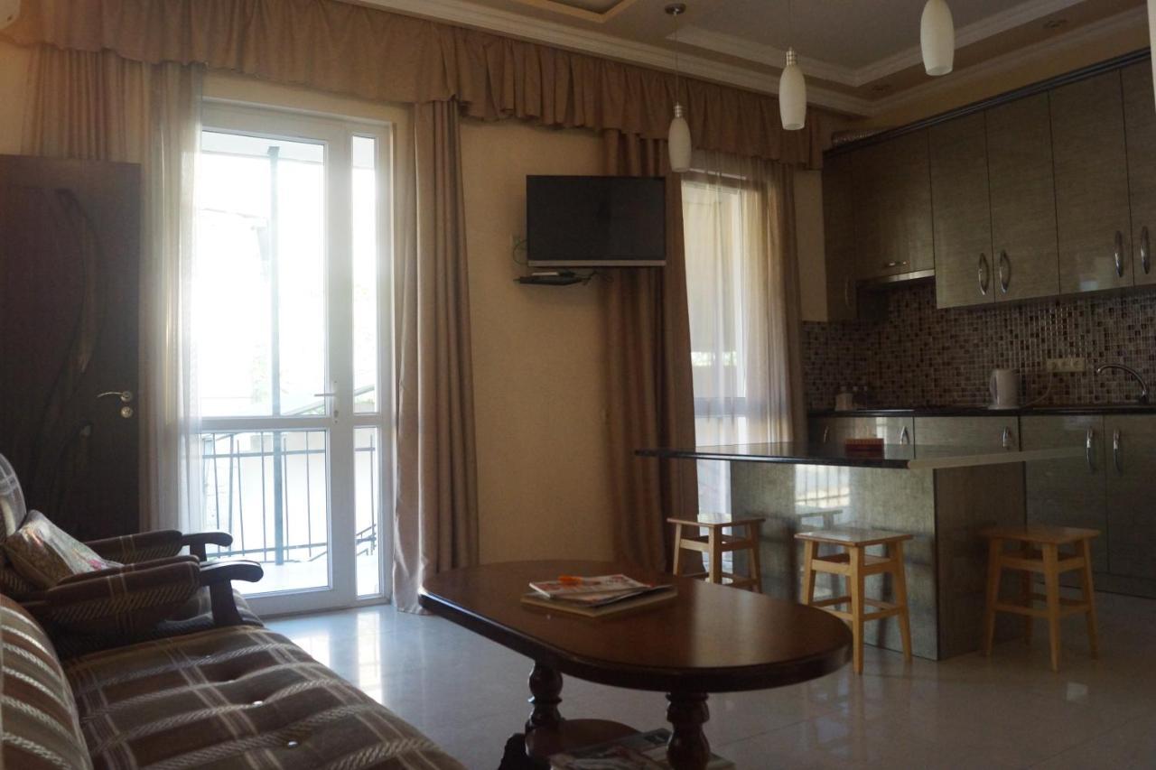 Arteast Hostel Yerevan Ngoại thất bức ảnh